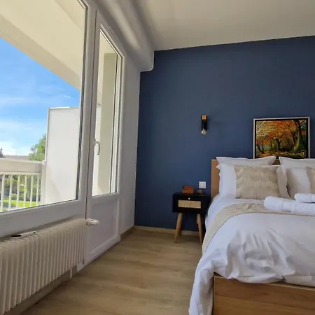 Et 95 M2 A 100m Du Lac, 3 Chambres, Parking آنسي
